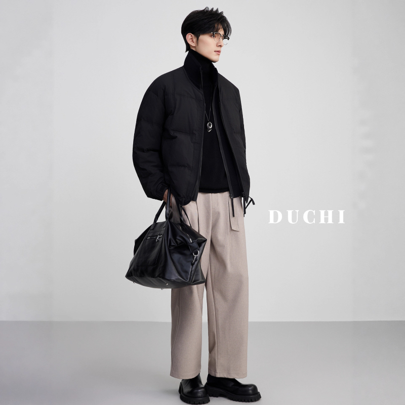 Zimska jakna s kapuljačom, kratka, 100–150 g punjenja, 81–90% kačjeg perja, zima