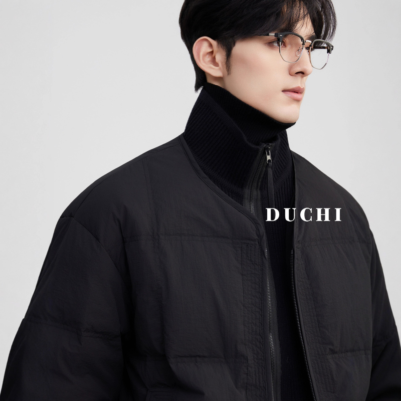 Zimska jakna s kapuljačom, kratka, 100–150 g punjenja, 81–90% kačjeg perja, zima