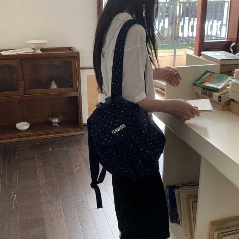 Unisex ruksak u korejskom stilu s točkastim uzorkom, lagana pamučna tkanina, džep za telefon, zatvaranje kapicom, podstava od poliestera