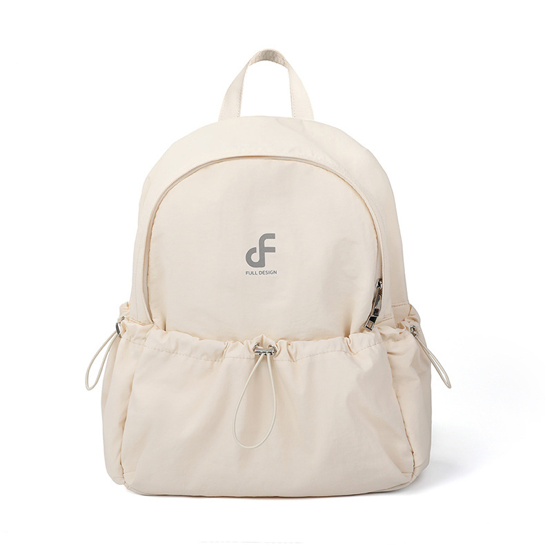 Nylon ruksak, gradski stil jednostavnosti, zatvaranje na zip, unutarnje pregrade: džep sa zipom i džep za prijenosno računalo, marka Maki bag