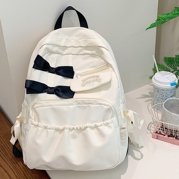 Najlon ruksak, vodootporan, zatvarač na zatvarač, unutarnja džep za telefon, laminirani džep sa zatvaračem