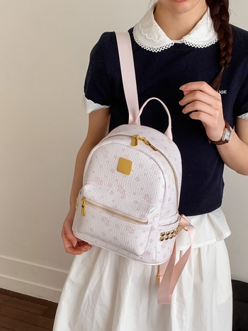 Gradski minimalistički ruksak s dva remena, PU materiali, zatvarač, unutarnja džep sa zatvaračem, poliester podstava