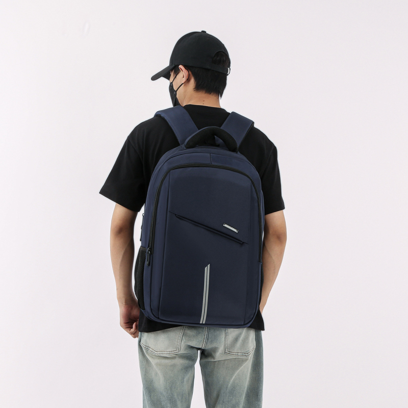 Ruksak za studente, platnena konstrukcija, kapacitet 20–35 L, stil business elitni, zakrivljene naramenice, poliester podstava