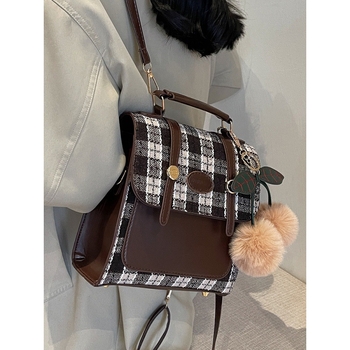 Ženski PU ruksak s kopčom i crossbody dizajnom, street fashion, zima 2023, mekana podstava s ID pretinjak
