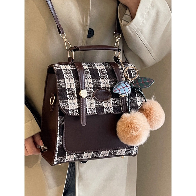 Ženski PU ruksak s kopčom i crossbody dizajnom, street fashion, zima 2023, mekana podstava s ID pretinjak