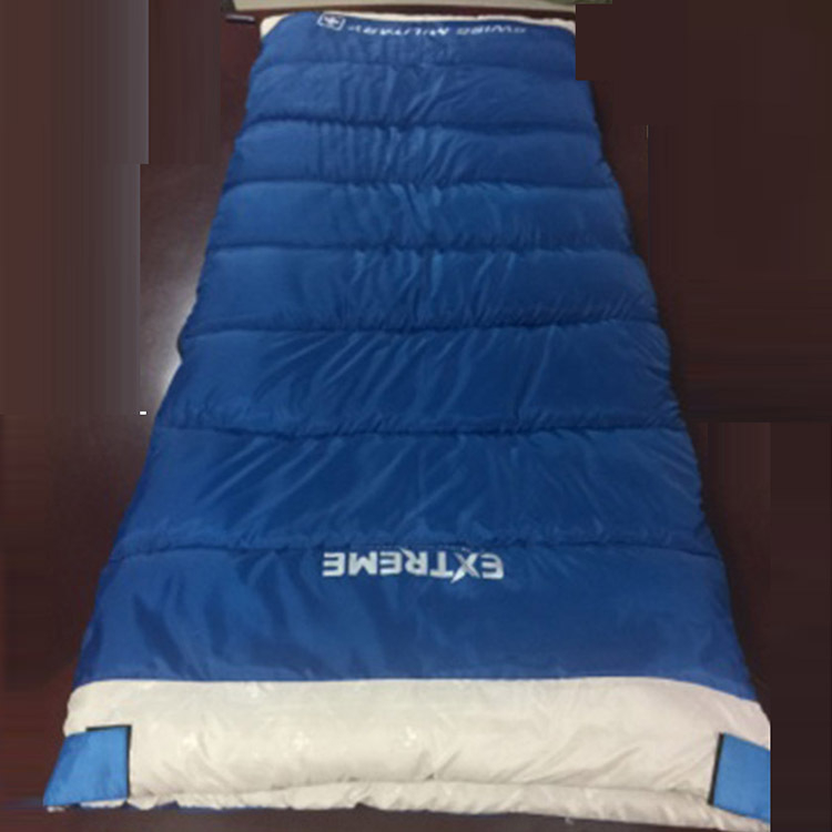 Spavaća vreća tipa omotnica za odrasle, težina 1800 g, punilo 300 g/m2, podstava 190T, presvlaka 190T poliester, uključuje Oxford kompresijsku torbu