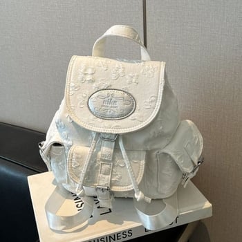 Rucsac de femei pentru uz zilnic — minimalist și lux discret (Material: nailon; Capacitate sub 20 L; Căptușeală: poliester; Vara 2025)