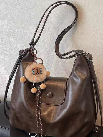 Torba preko ramena u kampus stilu s poklopcem, PU materijal, proljeće 2025, zatvaranje poklopcem, vodootporna