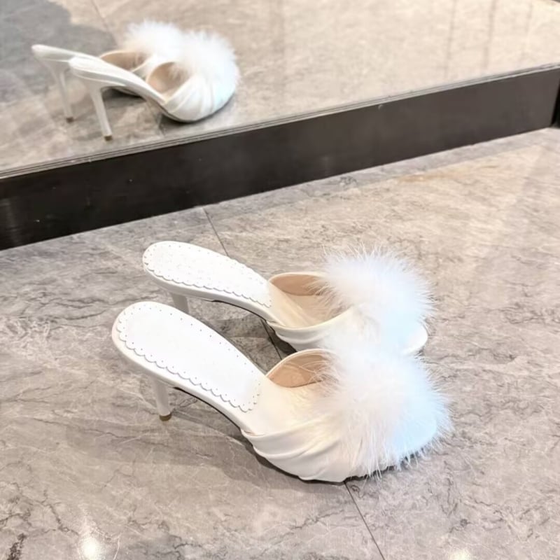 Ženske visoke pete s gornjim dijelom od svile, otvoreni prst, 6–8 cm tanke štikle, podstava od ovčje kože