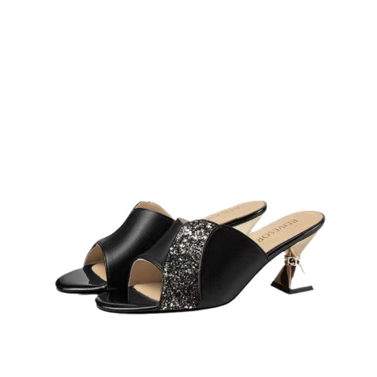 Ženske sandale od umjetne kože, okrugli vrh, niski pet 1–3 cm, gumena potplat, ljetni casual stil