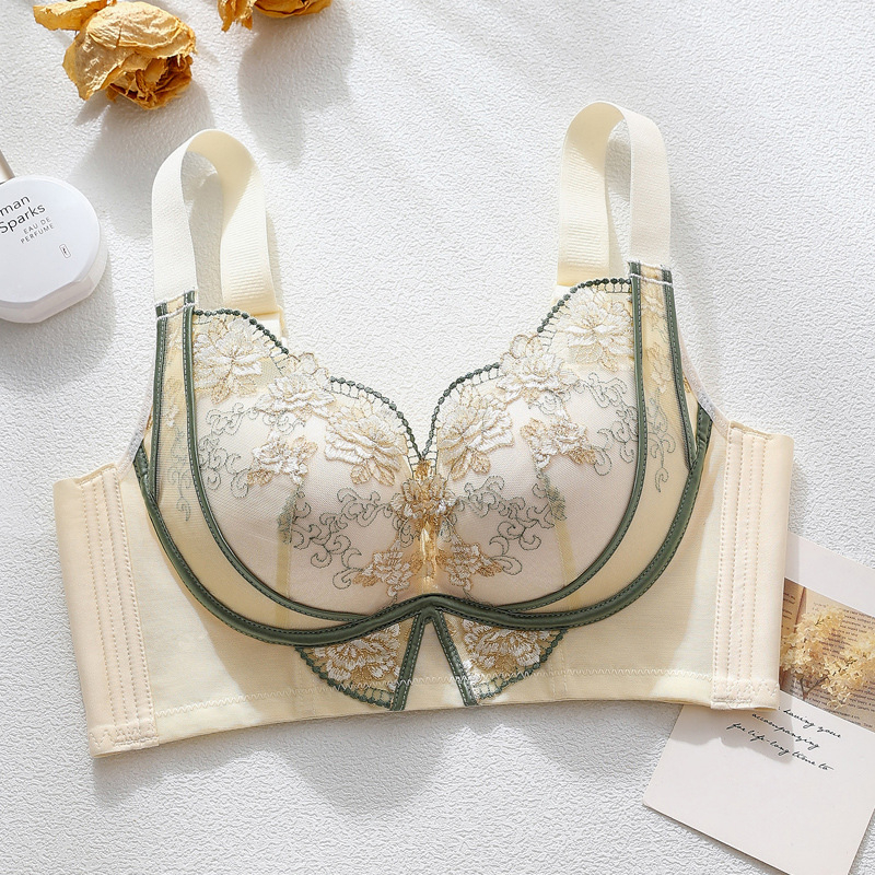 Esküvői melltartó kis mellhez, 3/4 kosár, felső rész vékony, alsó rész vastag, Mulberry selyem bélés, állítható vállpántok, hátul négy sor zár