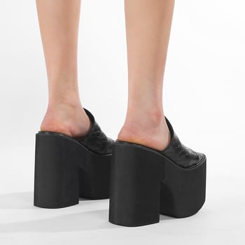 Ženske platforme sandale, PU gornji sloj i PU unutrašnjost, gumeni potplat, kvadratni vrh, jednostavan stil, ljeto 2025
