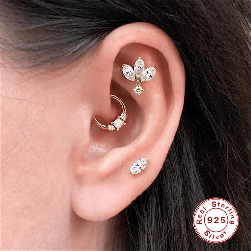 Naušnice od S925 srebra, Geometrijski dizajn, Solitaire konjsko oko, vijčasti piercing