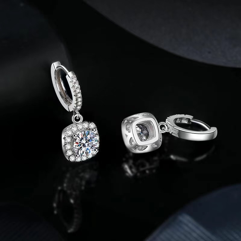 Χαλκός σκουλαρίκια με μοτίβο αστερισμού και τοποθέτηση διαμαντιών, φρέσκο και γλυκό στυλ