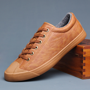 Muške casual slip-on loaferice, PU gornji dio, gumena potplat, okrugli nos, niska peta (1–3 cm), za sve sezone