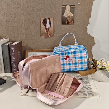 Női kozmetikai táska, nagy kapacitású, kettős cipzár, kétszintes rendező, selyem