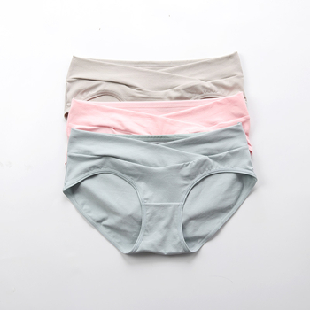 Chiloți de maternitate din bumbac, talie joasă, material 95–100% bumbac, căptușeală zonă intimă 95–100% bumbac