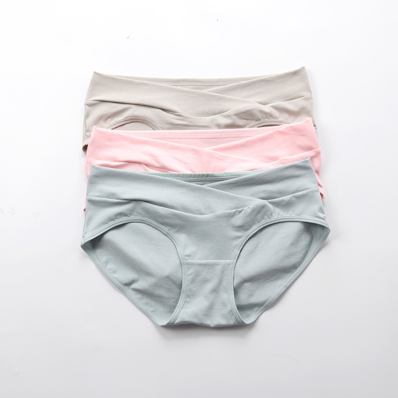 Chiloți de maternitate din bumbac, talie joasă, material 95–100% bumbac, căptușeală zonă intimă 95–100% bumbac