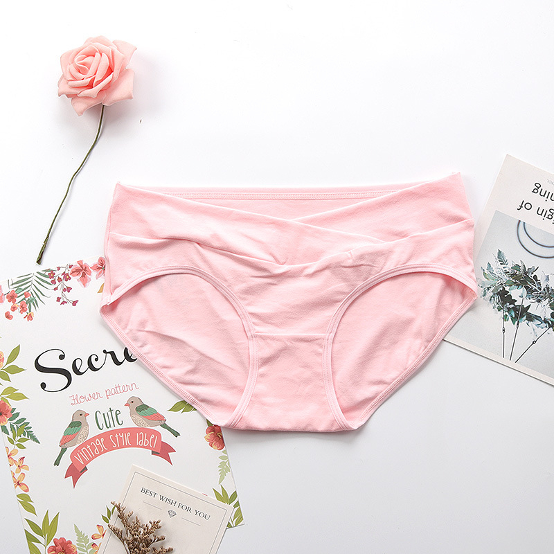 Chiloți de maternitate din bumbac, talie joasă, material 95–100% bumbac, căptușeală zonă intimă 95–100% bumbac