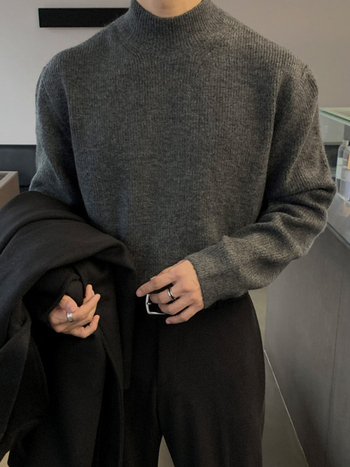 Pulover tricotat pentru bărbați, croi lejer, guler semi-turtleneck, stil coreean, viscoză, primăvara 2025