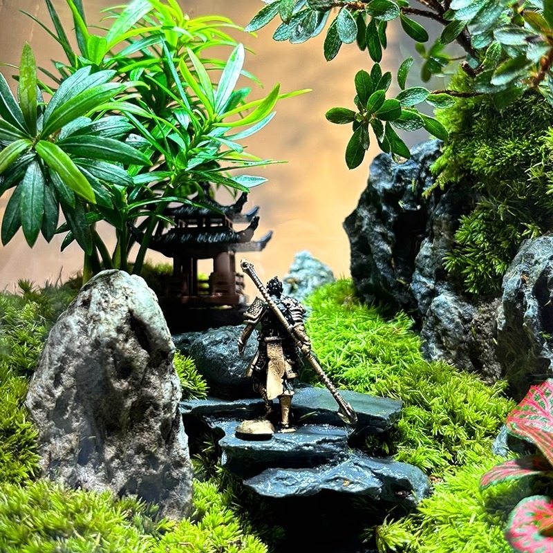 Стъклена бутилка с мъх и микроландшафт за офис, DIY настолен декор — картонена опаковка; не е внос; не е подарък; без IP разрешение