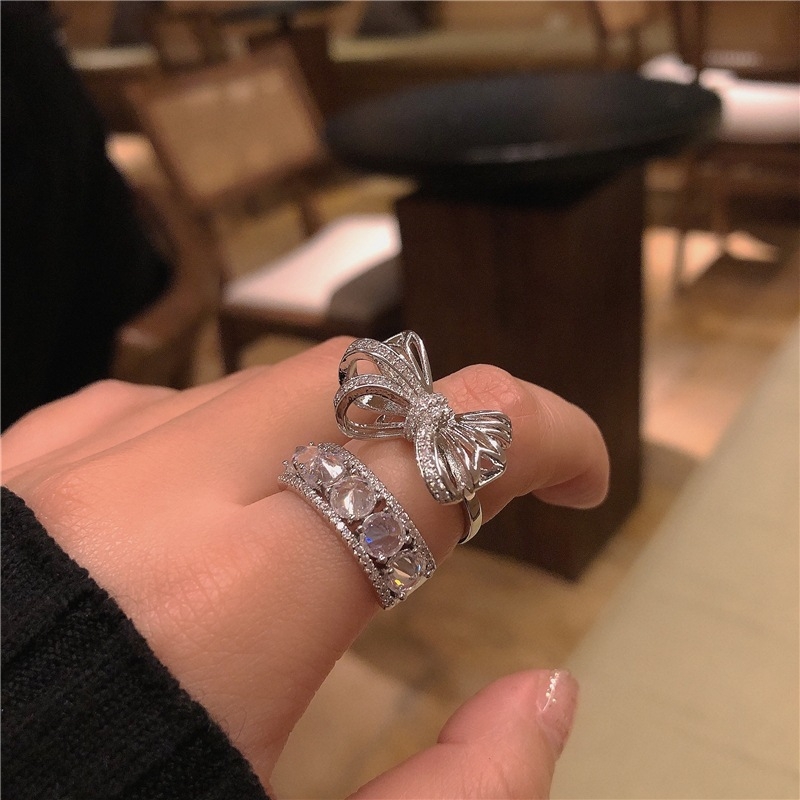 Prsten s mašnicom i cirkonijem, bakreni materijal, ženski lagani luksuz stil, ljeto 2022