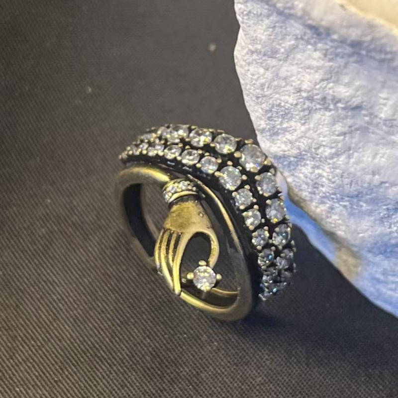 Bakreni ručni ukras s tekstnim motívom — unisex, retro stil, starinski završetak, proljeće 2025 izdanje