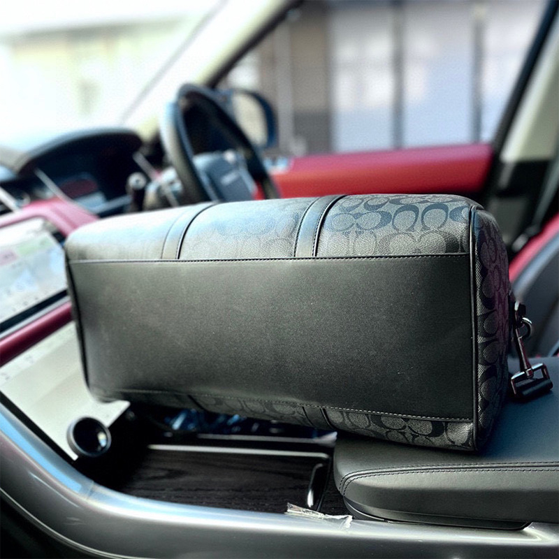 Putna torba od platna s patchwork dizajnom, kapacitet 20–35L, vodootporna, lagana, proširiva.