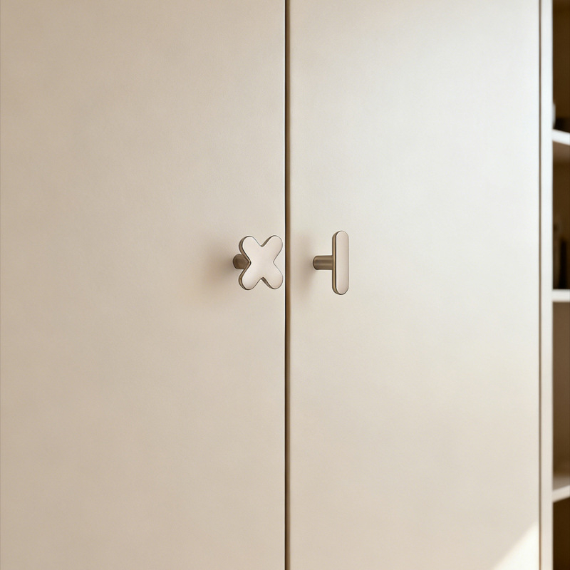 Ručka za ladicu | Moderan minimalistički stil, cinkov legura, lijevanje pod tlakom, oblik šipke, podešivi razmak rupa, model 2519