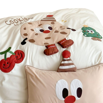 Koreai stílusú cartoon hímzett 100% pamut ágyneműkészlet, négy darabos, reaktív nyomtatás, súly 800-1000 g