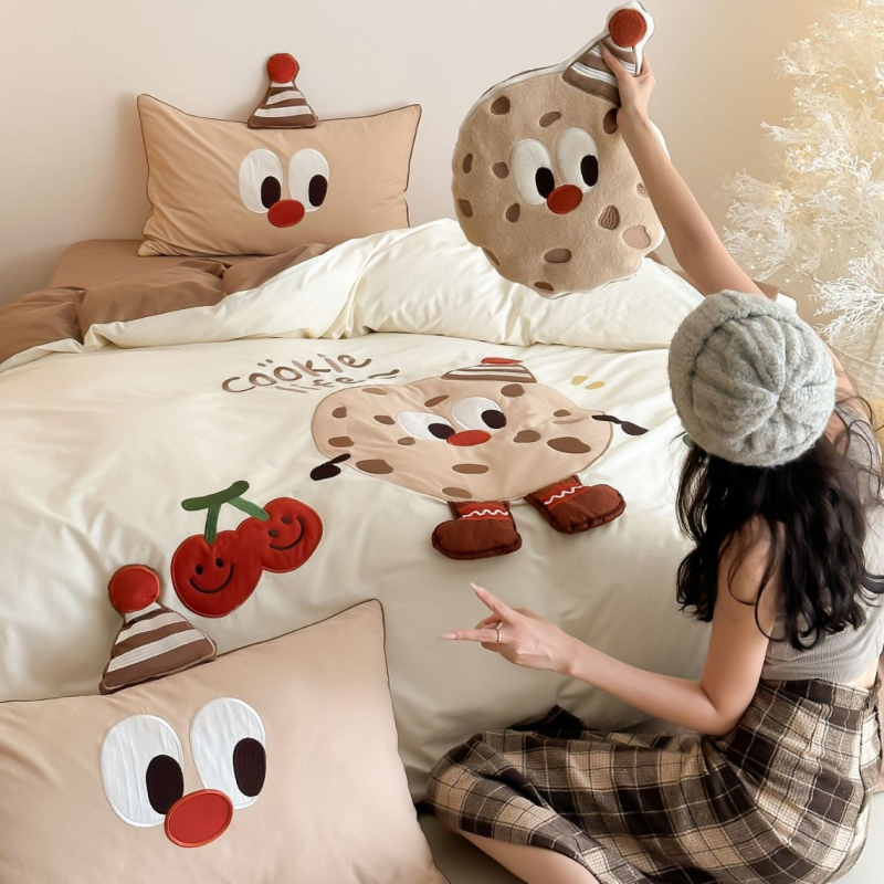 Koreai stílusú cartoon hímzett 100% pamut ágyneműkészlet, négy darabos, reaktív nyomtatás, súly 800-1000 g