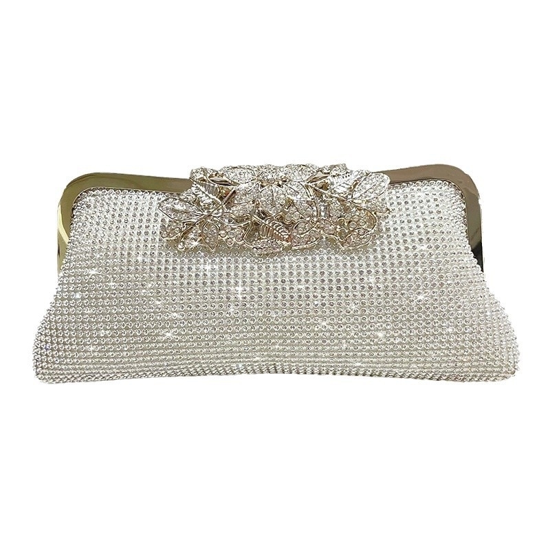 Estélyi táska-klutch, ötvözet test, poliészter bélés, Dinner bag stílus, vízszintes négyszögletes forma, zárómechanizmus