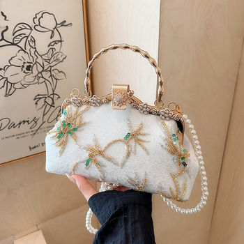 Torba u obliku školjke s beaded izvezom i kristalima — novi kineski stil, čipkasti materijal, večernja crossbody torba, unutarnji džep sa zatvaračem i džep za telefon, zaključavanje na bravu, izlazi 2025. Jesen