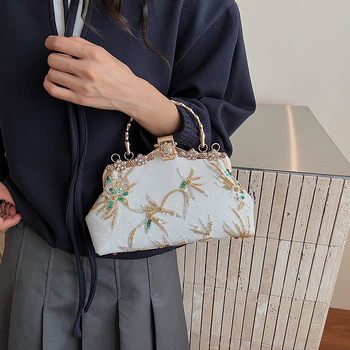 Torba u obliku školjke s beaded izvezom i kristalima — novi kineski stil, čipkasti materijal, večernja crossbody torba, unutarnji džep sa zatvaračem i džep za telefon, zaključavanje na bravu, izlazi 2025. Jesen