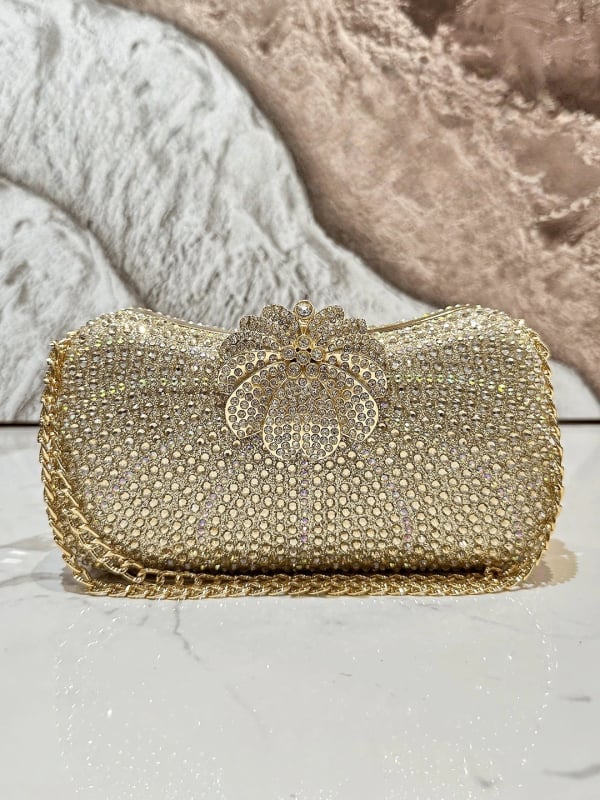 Gyémántokkal díszített estélyi táska, poliészter külső és bélés, párnázott alak, záródás, telefontartó zseb