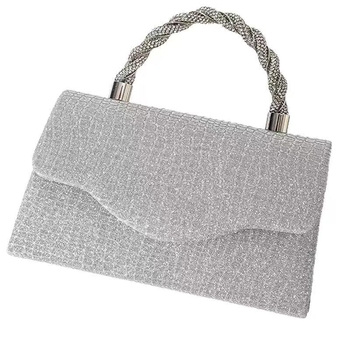 Este táska fedéllel, poliészter test és bélés, vízszintes négyszögletes forma, mágneses zárás, belső telefonzseb, kisméretű négyszögletes stílus, Tavasz 2025