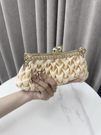 Rhinestone strasszos bál táska satin felülettel, nőies kézitáska vállon vagy keresztbe, kis négyzet alakú forma, zárható, telefon- és dokumentumzsebek, poliészter bélés