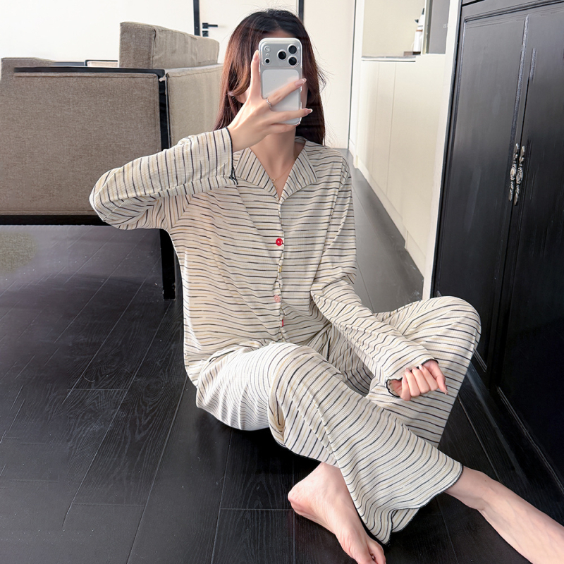 Σετ πιτζάμες από Modal Cotton με ριγές, μακριά μανίκια και παντελόνια πλήρους μήκους, μεσαίου πάχους 181–200 g/m²