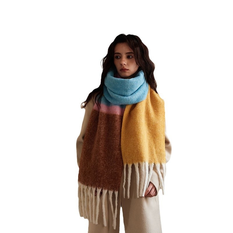 Gyapjúkeverék sál - twill kötés, gradient csíkok, meleg télre, 31–50% gyapjú (Twill kötés; Meleg; Tél; Gradient csíkok; 31–50% gyapjú)