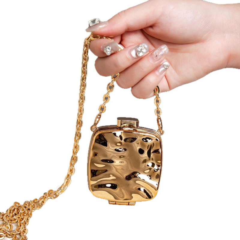 Medaji akril doboz válltáska lánccal, vízszintes négyszögletes forma, retesz-zár, belső ID zseb, mindennapi használat, utcai stílus