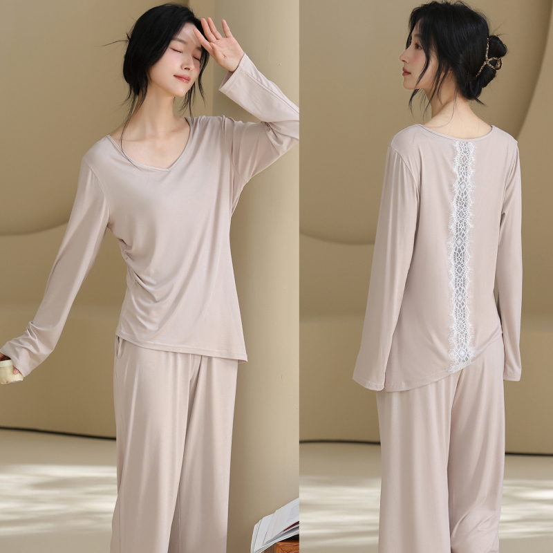 Ženski set pidžama — modalna tkanina, dugi rukavi, kapuljača, V-izrez, čipkasti stil princeze