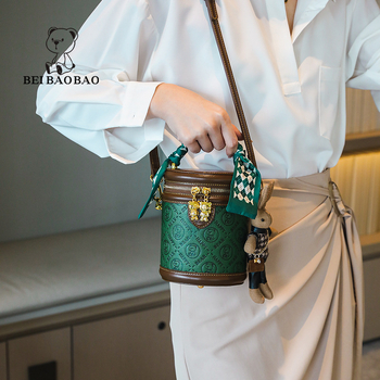 North Bag PU cilindrična bucket torba, crossbody s zipom – gradski minimalistički stil