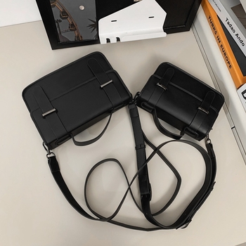 Ženska torbica za rame u ulicnom stilu, PU materijal, mala kvadratna torbica, magnetsko zatvaranje, Ljeto 2024