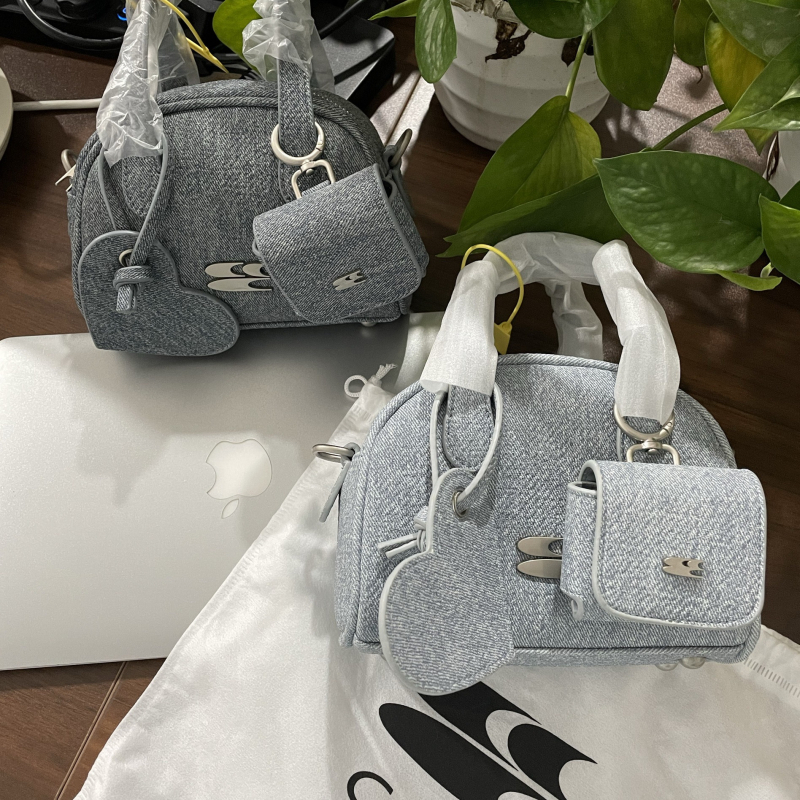 Unisex PU denim inspirirana crossbody torba Boston stil, unutarnja džep s laminiranim zatvaračem, ljeto 2024 izdanje.