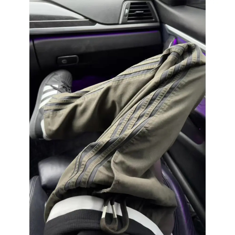 Muške casual cargo hlače s fleecem iznutra, straight kroj, srednje visok pojas, detalj s tri pruge, poliester