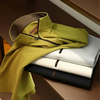 Muški dugi rukav T-shirt s polu-zipom i stojećim ovratnikom – prozračan poliester materijal, visoka elastičnost, jednobojno