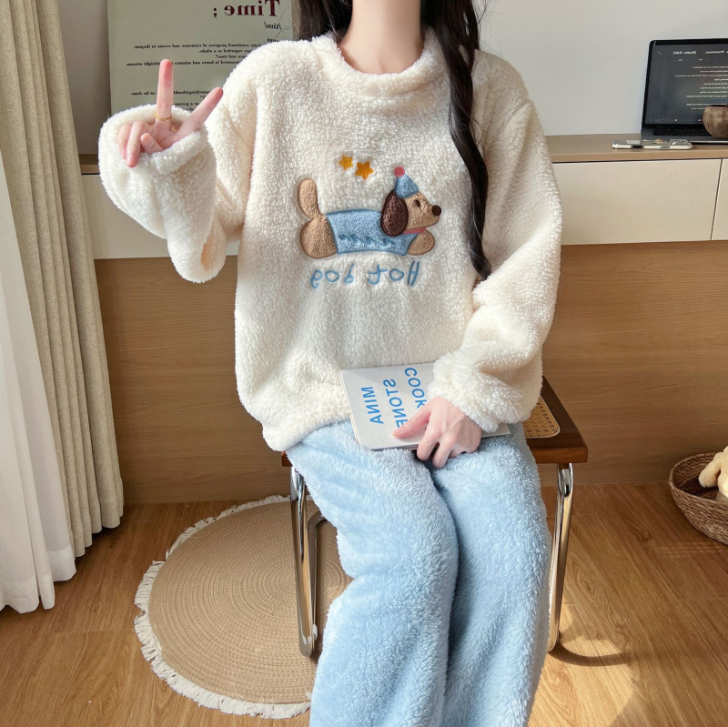 Női Ant Velvet vastagított pizsama szett, kollégiumi stílus, kerek nyakú, hosszú ujjú