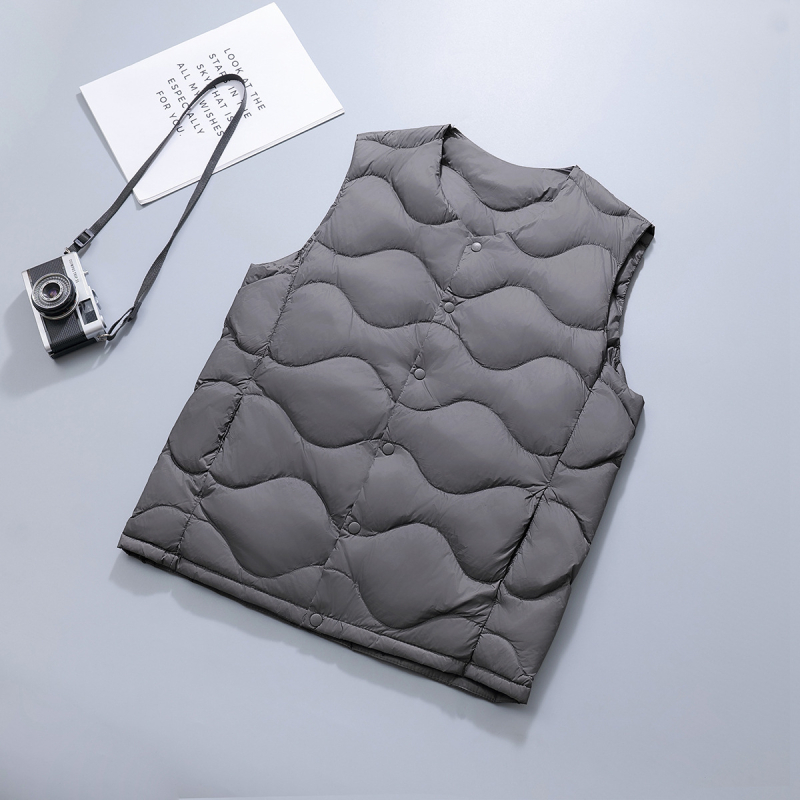Мъжка лека пухена жилетка с кръгла яка, тънка, свободна кройка, пълнеж 60 г пух от патица, зима