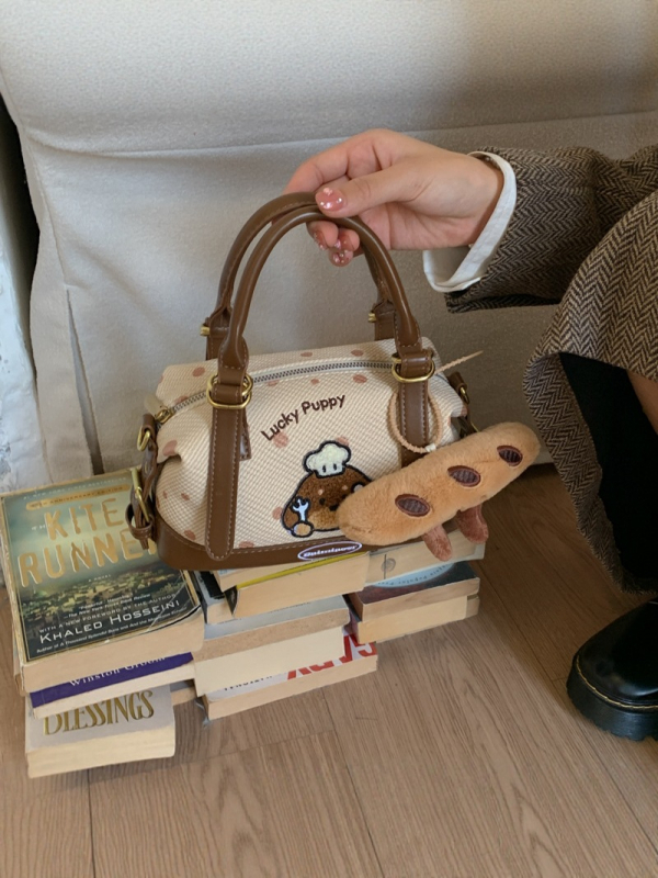 Slatka crossbody torba s likom psa iz crtanog filma za žene, PU koža, srednje veličine, ovalnog oblika, zatvarač, unutarnji džep za dokumente