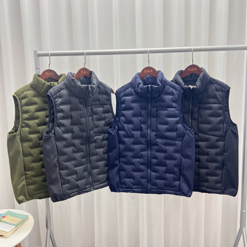 Мъжка пухена жилетка, найлонова тъкан, 86–90% пух, 39–48 g пълнеж, свободна кройка